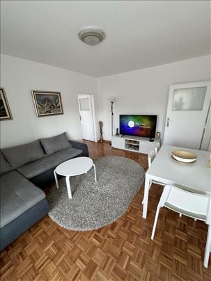 Trosoban,lep,svetao u Stjepana Filipovića ID#18937