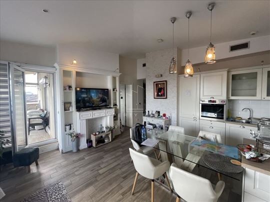 Vračar, pogled na ceo grad, odmah useljiv ID#4295