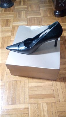 Ženska cipela Italy 38 i razne 9 pari 39 novo