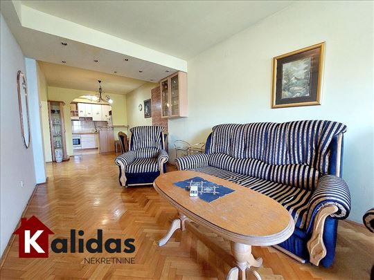 Bulevar oslobođenja, Futoška pijaca, uknjižen!