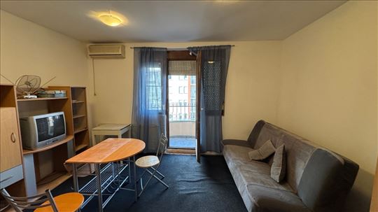 Garsonjera na odličnoj lokaciji