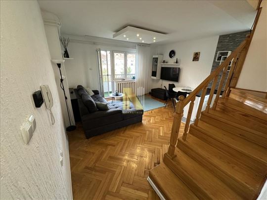 Hitna prodaja, kompletno renoviran trosoban stan,