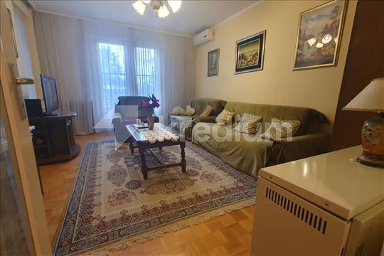 Ismeta Mujezinovića - 02 - Novi Beograd