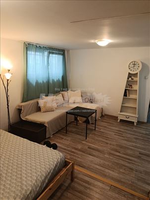 Izdaje se garsonjera suteren