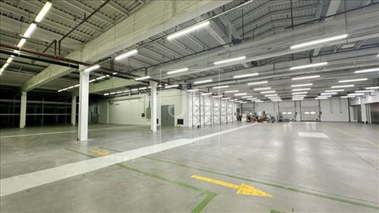 Izdavanje logističkog centra,Novi Beograd do 7.600