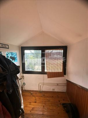 Izdajem dvosoban stan. Miljakovac 2, 41m2+Galerija