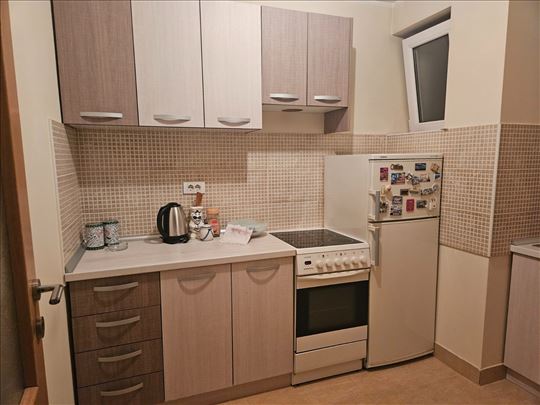 Lava Tolstoja 3.0 namešten useljiv 01.01