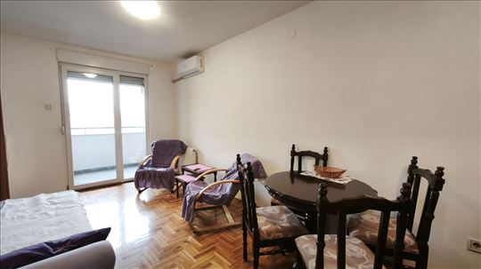 Lep i svetao 1.5 stan, 40 m2, Sajam