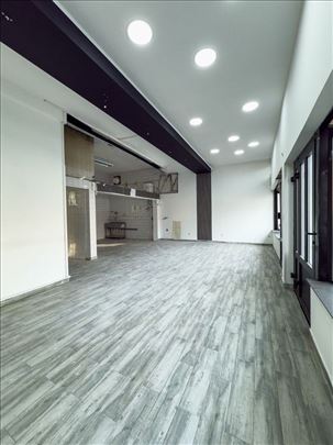 Lokal 150 m2, Zemun, Meandri