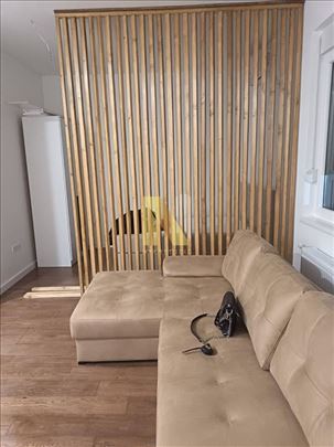 Nameštena garsonjera blizu ulice Bate Brkića