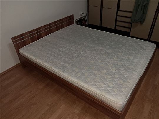 Prodajem francuski kežaj 