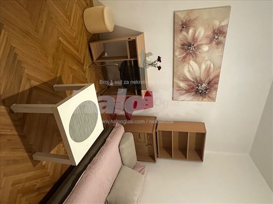 TOP Lux stan centar – 400€ sa svim troskovima