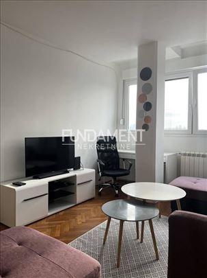 2.0 Stari Merkator 40m2, VII, cg, renoviran ID#173