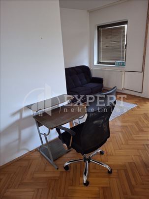 Izdaje se stan u Minovom naselju!