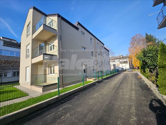 Iznajmljujen potpuno nov i opremljen stan Kotez