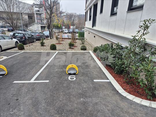 Parking mesto na otvorenom