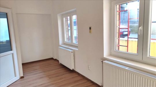 Poslovni prostor na Banovom brdu