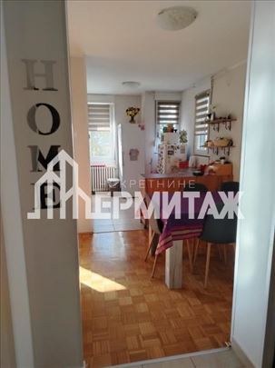 Prelep 3.0 stan, uknjižen!