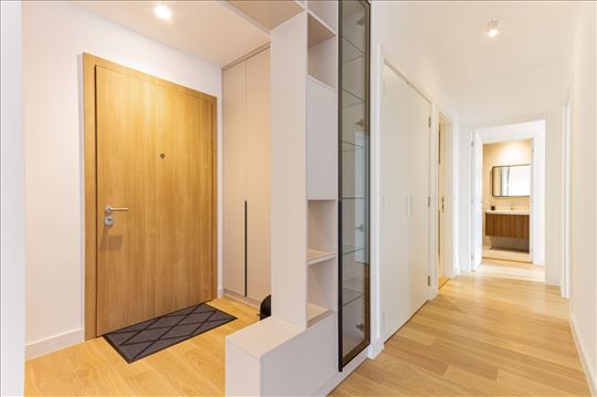 BW Kings Park, pogled na Savski park 