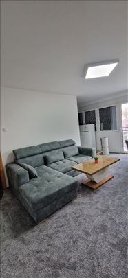 Completely renovated, free parking. Near river