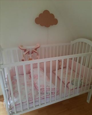 Dečiji krevetac BAMBINO na točkovima 