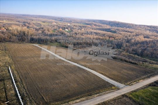 Gradjevinski Placevi 10-12 ari.Mali Popovic-Sopot