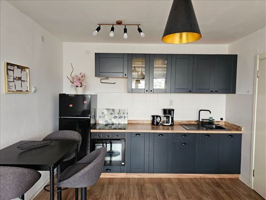 Nova, namestena garsonjera na prodaju, Bulevar Osl