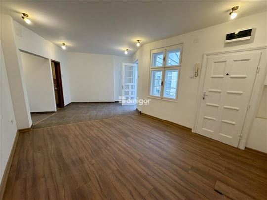 Nušićeva ulica | 38 m² | Renoviran stan sa terasom