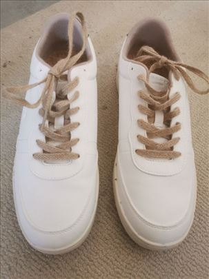 Prodajem nove ACBC patike original 