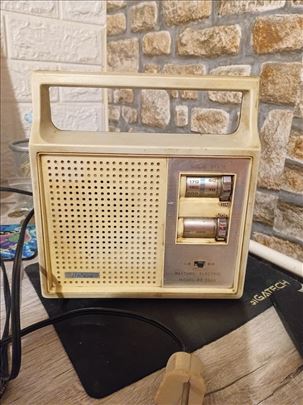 Vintage radio Belson 