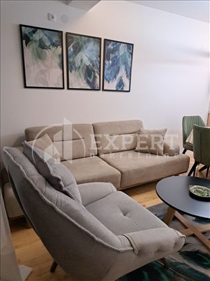 Izdaje se nov jednoiposoban stan na Panteleju, 45m