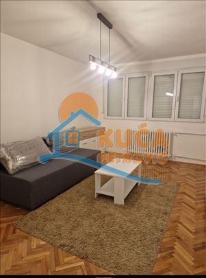 Izdaje se stan na Paliluli!