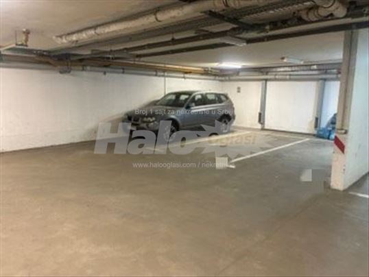 Garažno mesto, IZDAVANJE, Milovana Vidakovića 