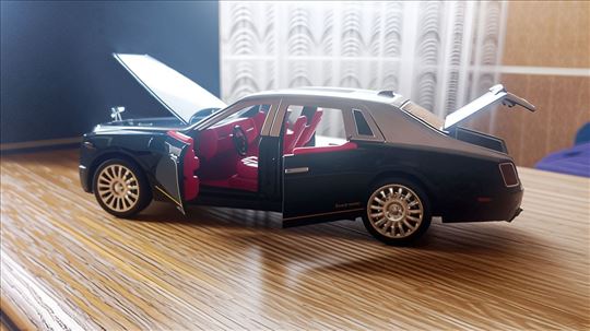 Model automobila Rols Rojs Fantom