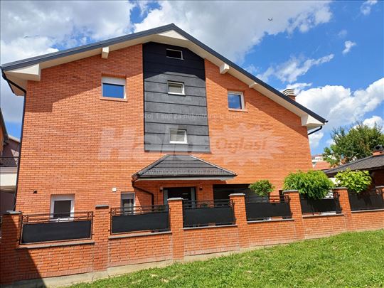 Stan kod Torlaka - Farmaceutskog f. NOVOGRADNJA