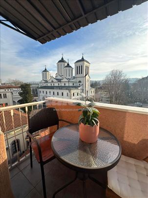 Trosoban stan kod Saborne crkve - centar