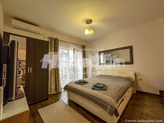 Vračar-izdajem stan