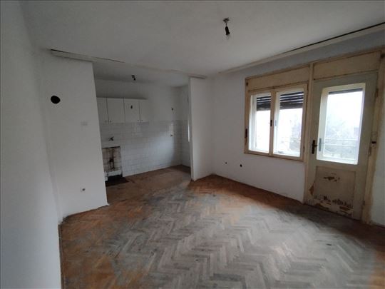 3,5,Kaluđerica,76m2,II,TA,uknjiženo