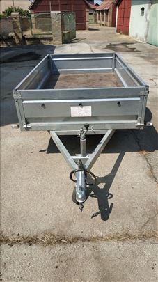 Auto prikolica Trigano P233