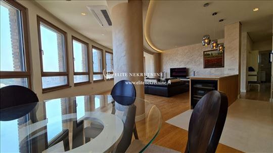 Cetvorosoban lux stan,2 garazna mesta,novogradnja