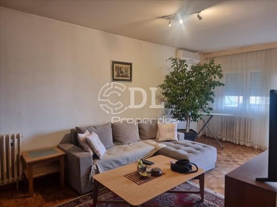 Gandijeva,Piramida namešten 2.5 stan ID#2551