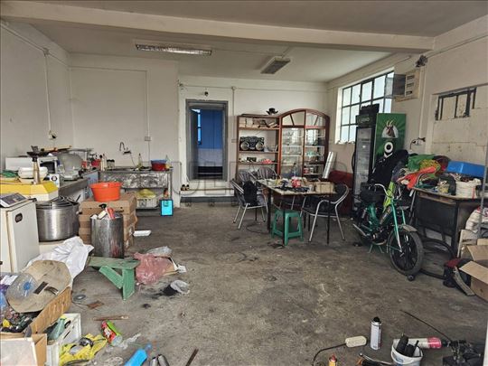 Izdaje se poslovni prostor na Bubnju!