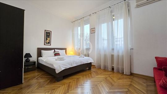 Izdaje se salonski stan Dorćol centar