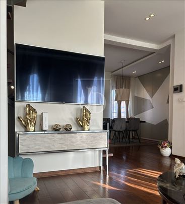 Izdavanje luksuzanog duplexa sa garažom,Denkova ba