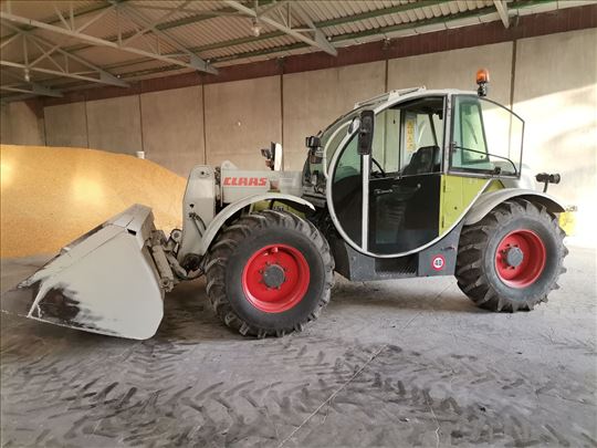 Kukuruz i psenica na prodaju