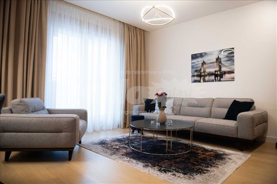Lux,nov,namesten stan-60m2- Vracar- Hram-Vlasnik 