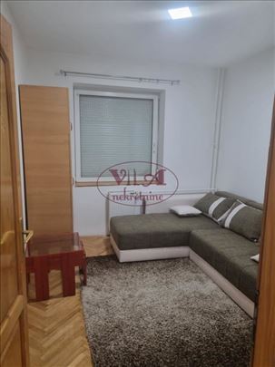 Novi Sad, Nova Detelinara, lep jednoiposoban stan