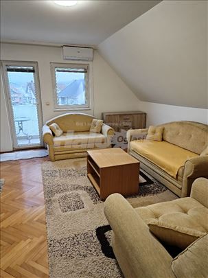 Renoviran dvosoban stan 50kvm, Medak padina