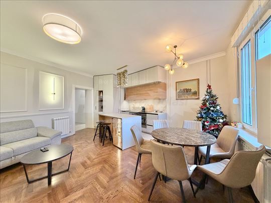 Renoviran stan u urbanom delu Senjaka