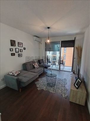 Stan u kompleksu Tesla Palace, 46m2